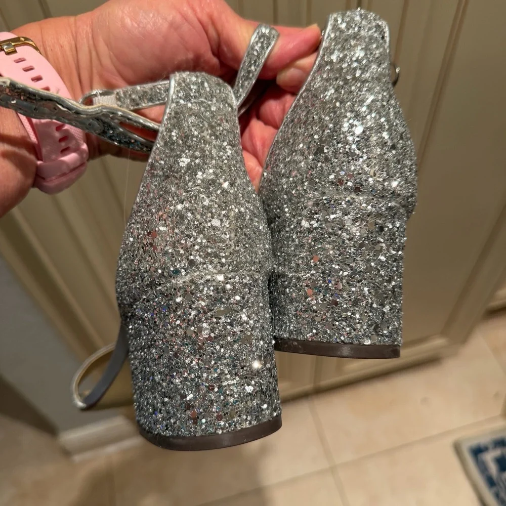 Unisa Glittery Silver Heels NWOT - Picture 3 of 4